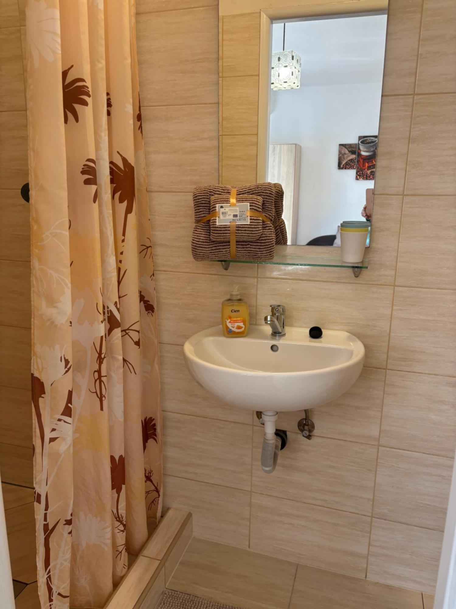 Apartmanovy Dom Grand Штурово Экстерьер фото